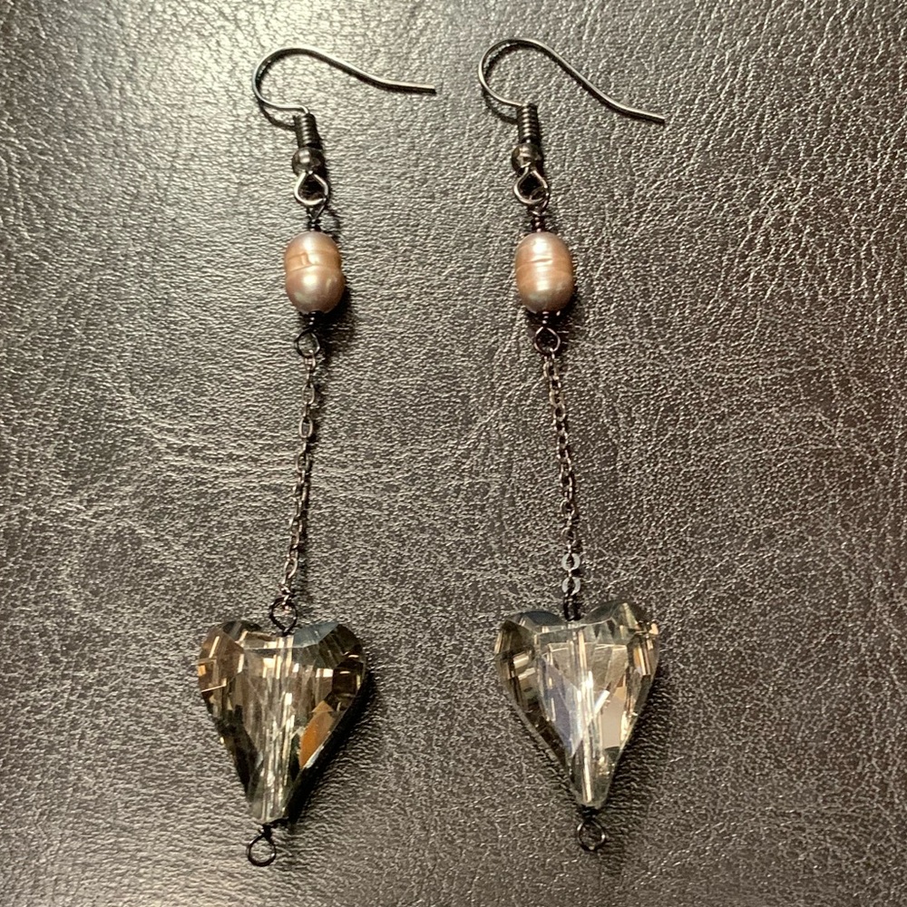❤️5/$15 Smoky Crystal Heart and Pearls Handcrafted Chain Earrings